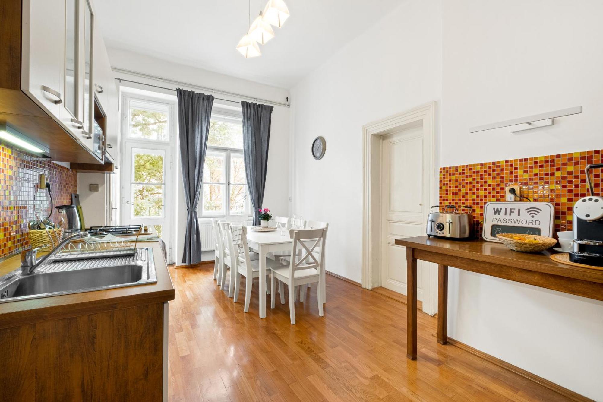 Prague Hotel Apartments エクステリア 写真